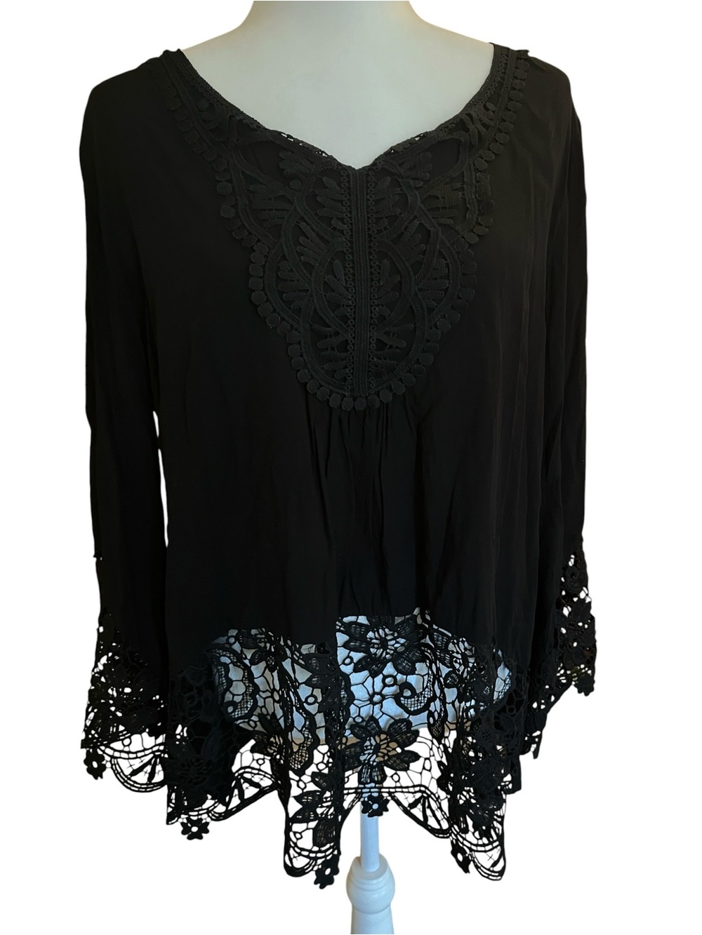 Soteer Bohemian Lace-Trim Black Women’s Tunic Top Size Large